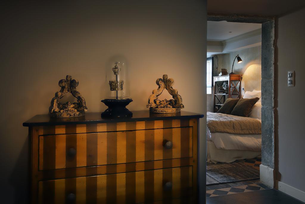 Les Saints Peres Hotel Montagnole Bagian luar foto