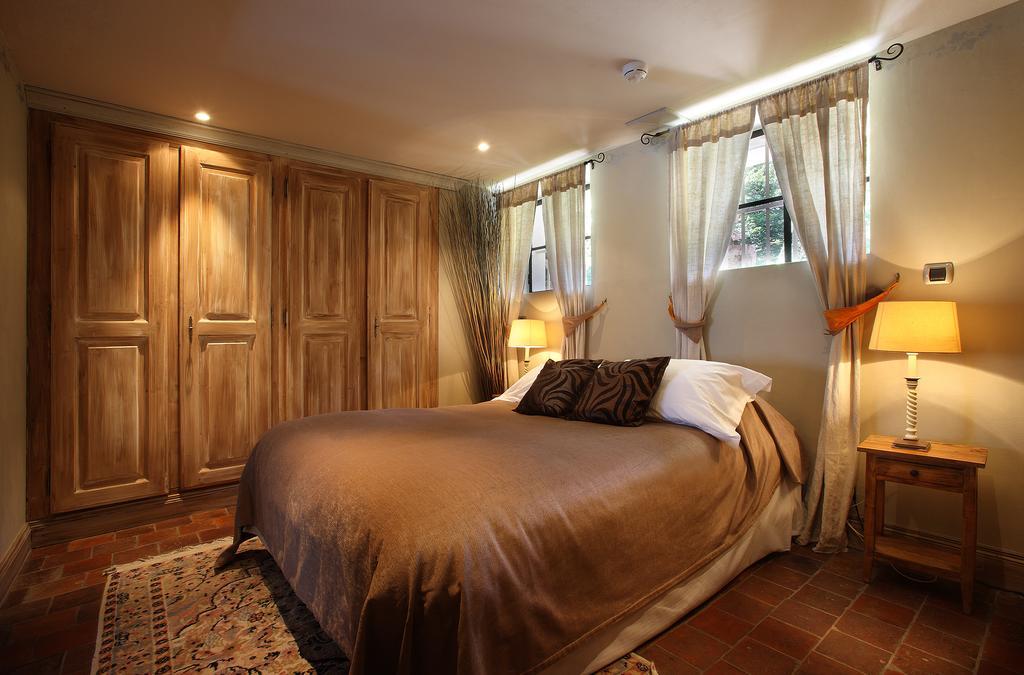 Les Saints Peres Hotel Montagnole Bagian luar foto