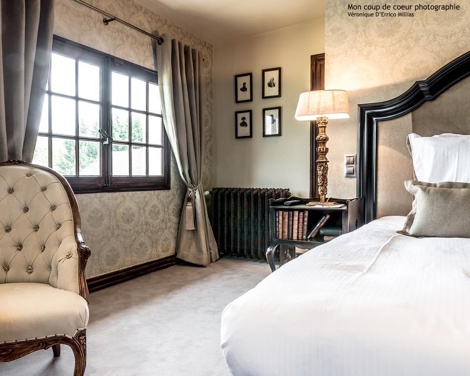 Les Saints Peres Hotel Montagnole Bagian luar foto