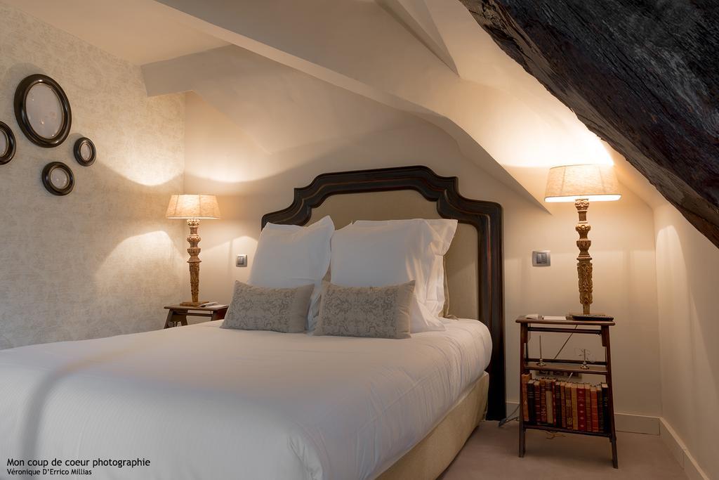 Les Saints Peres Hotel Montagnole Bagian luar foto