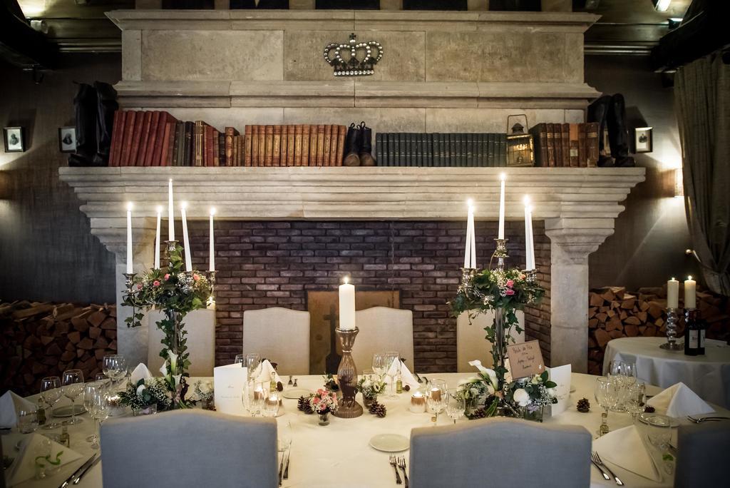 Les Saints Peres Hotel Montagnole Bagian luar foto