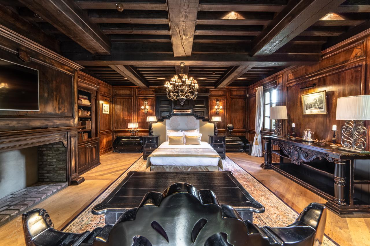 Les Saints Peres Hotel Montagnole Bagian luar foto